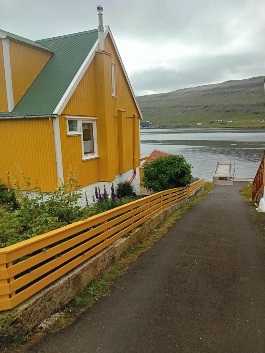 Det lille gule hus - Housity