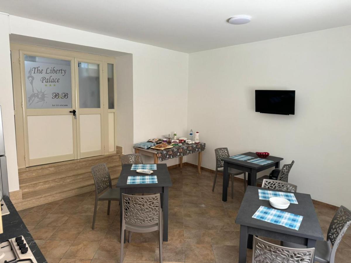 The Liberty Palace - Housity