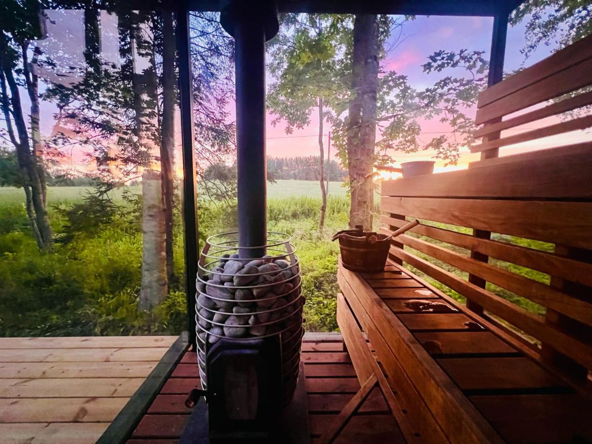 House and sauna where city comforts meet nature - Housity