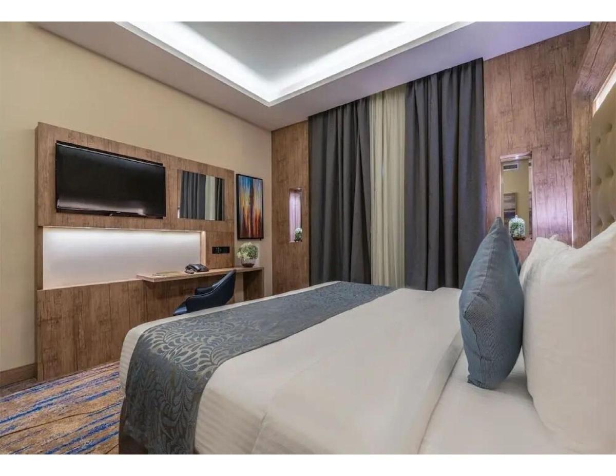 Hotel Hoor Park - Housity
