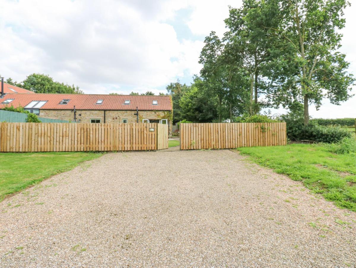 Summer Farm Cottage - Housity