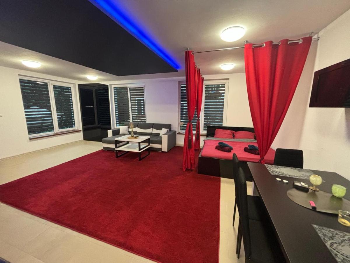 Apartamenty na Górce - Housity