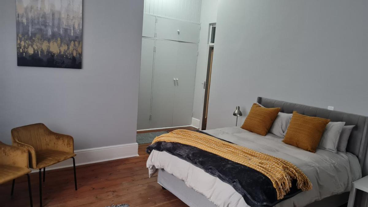 Living at 103 - Hizvo