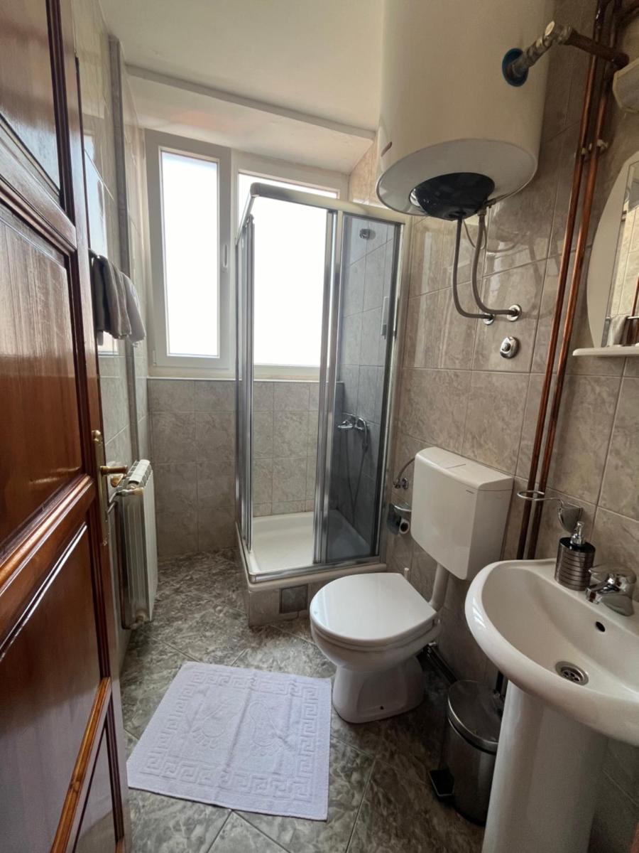 Hotel Dulovic - Housity