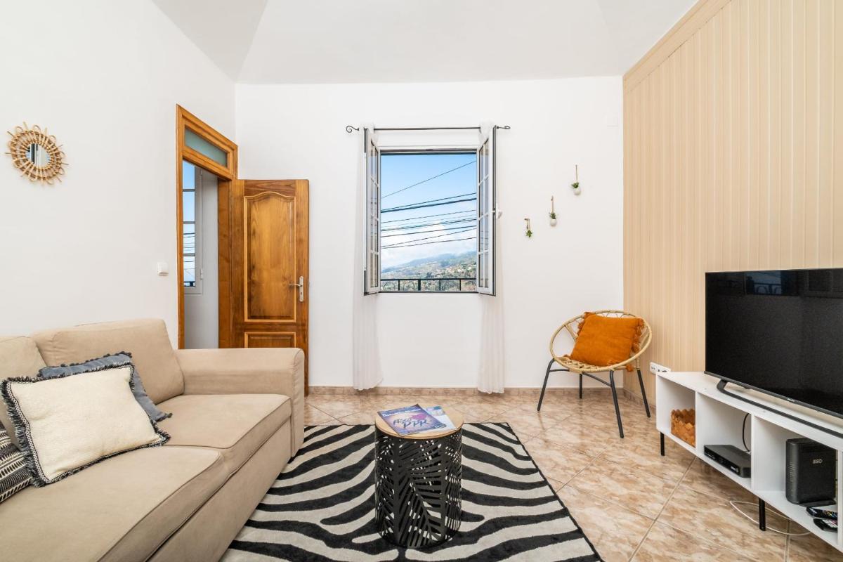 Sunset House - Housity