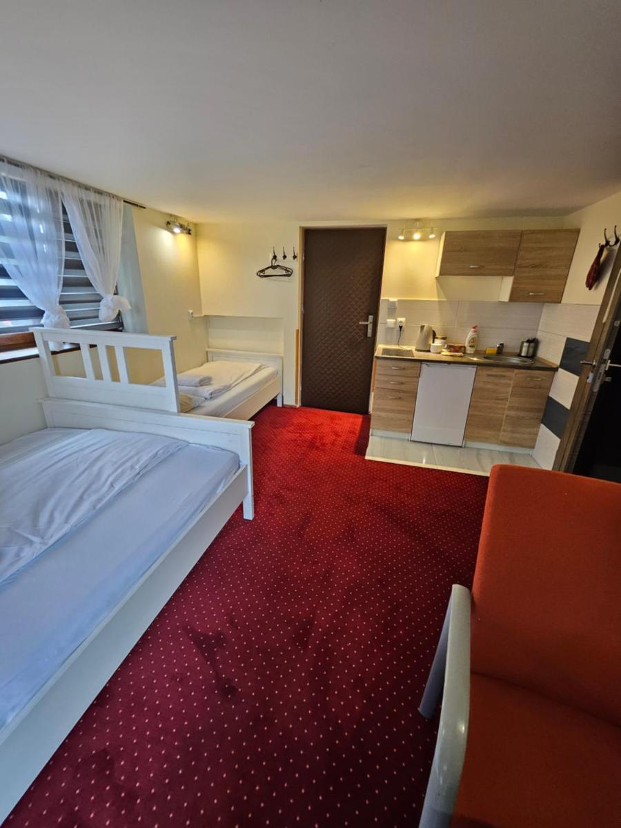 Noclegi AirportPark - Housity