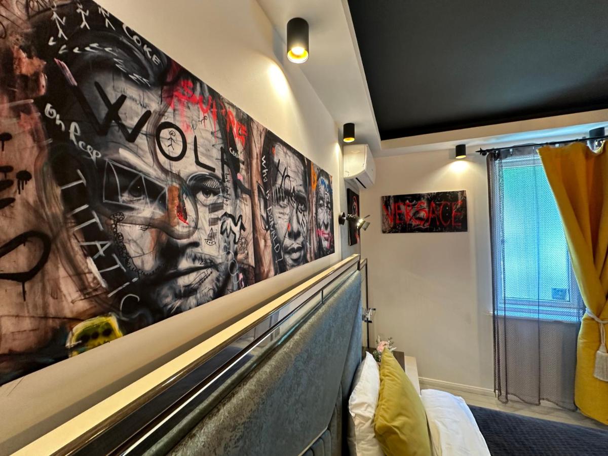 The Fame - Modern Studio in Top Location & Parking - Housity