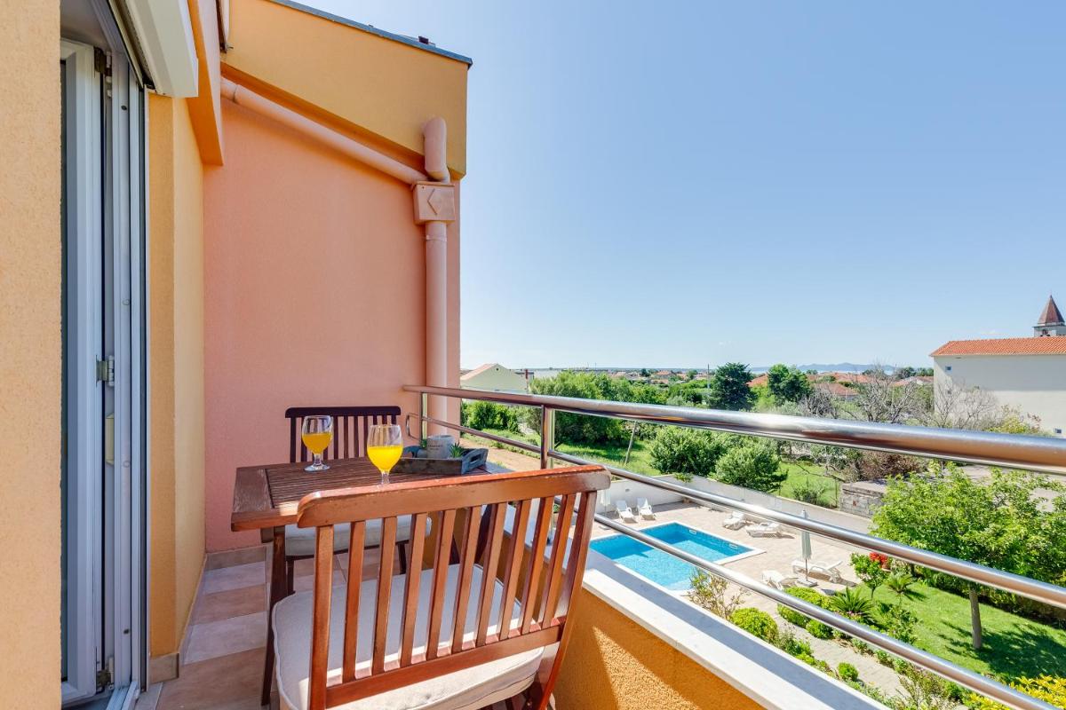 Apartments Bonex - Housity