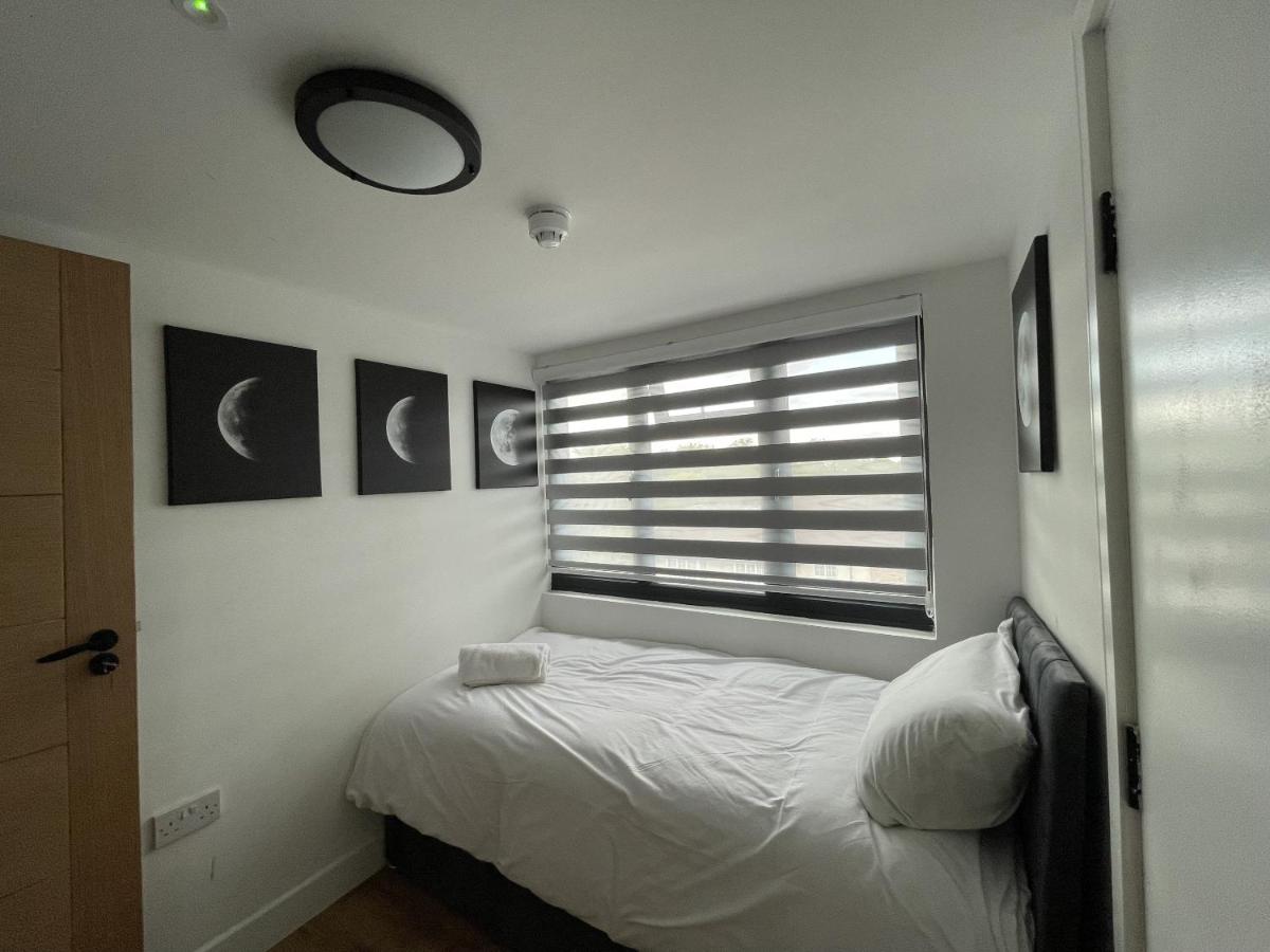 The Barrington Hotel - Housity