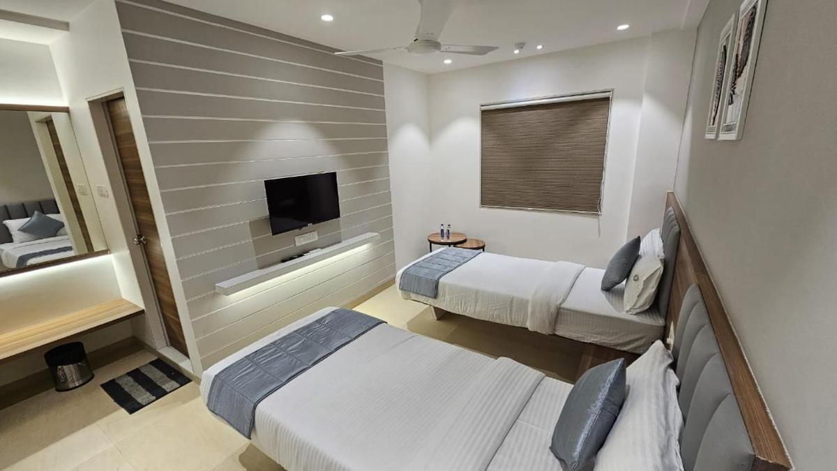 Hotel veesons executive - Housity