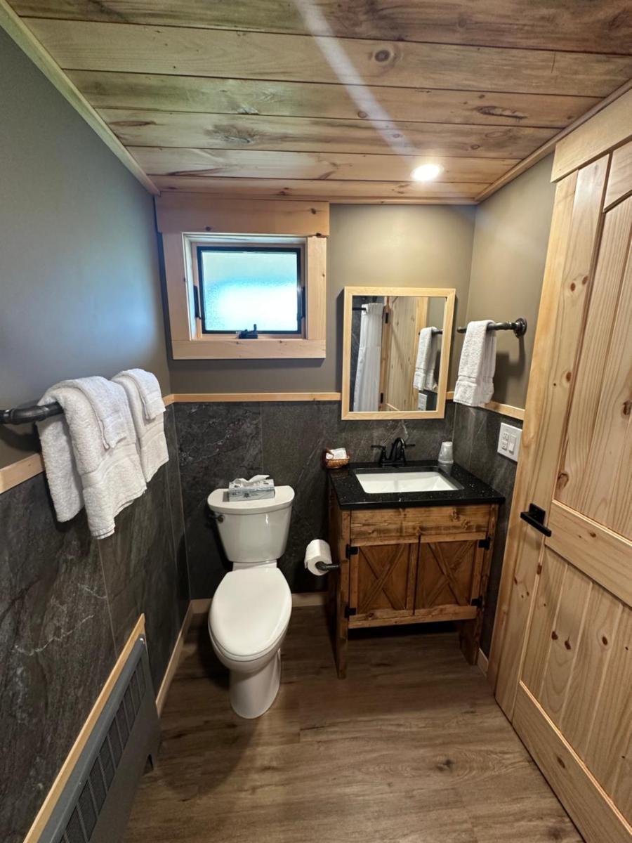 The Lodge at Loon Lake - Housity