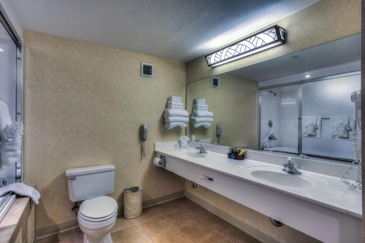 The Edgewater Hotel and Casino - Housity