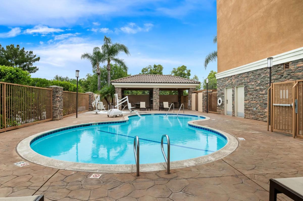 Best Western Ontario Mills Mall - Housity