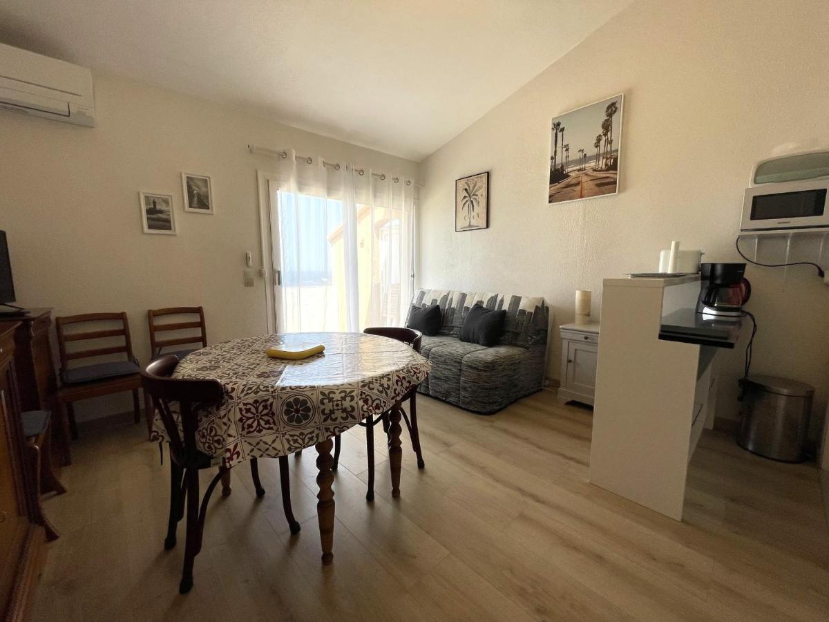 Appartement T3 Climatisé avec Terrasse - Proche Crique, Parking Privé, Idéal Famille - FR-1-309-209 - Housity