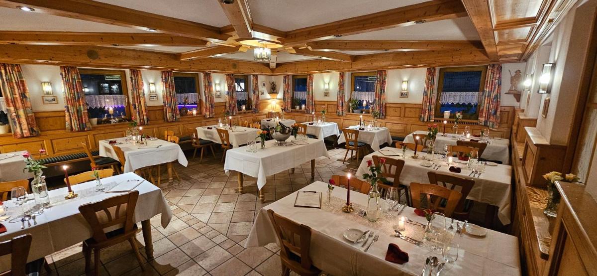 Land-gut-Hotel Gasthof Waldschänke - Housity