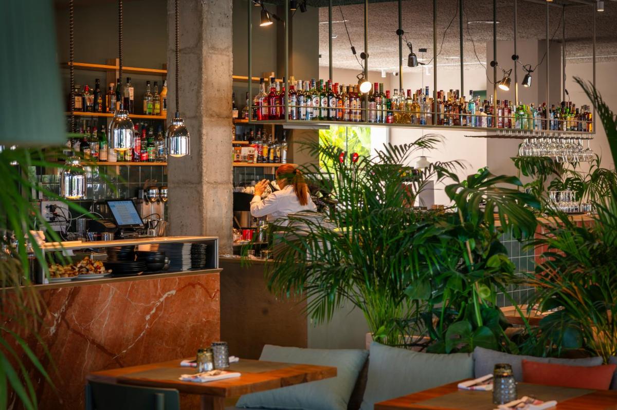 Bebidas en AQUA Hotel Promenade & Spa 4Sup