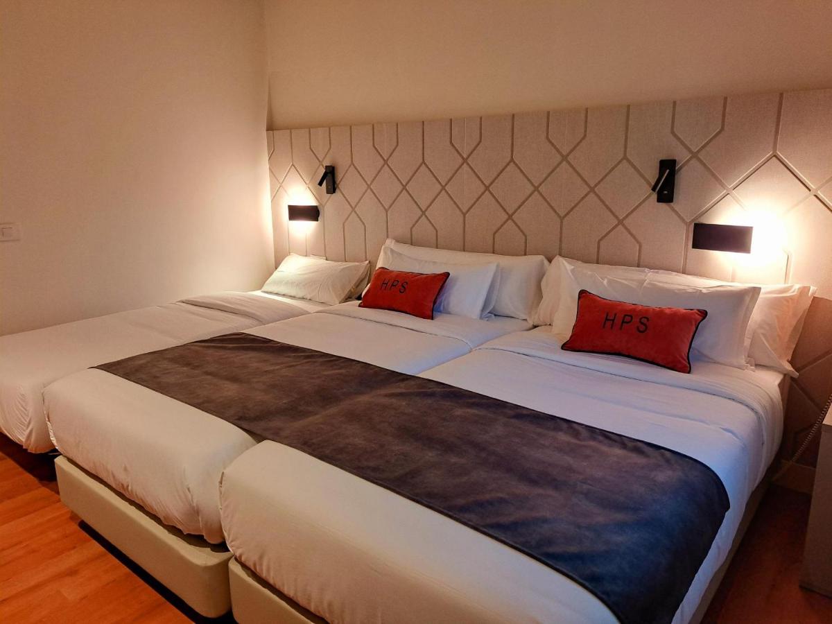 Hotel Puerta Santander - Housity