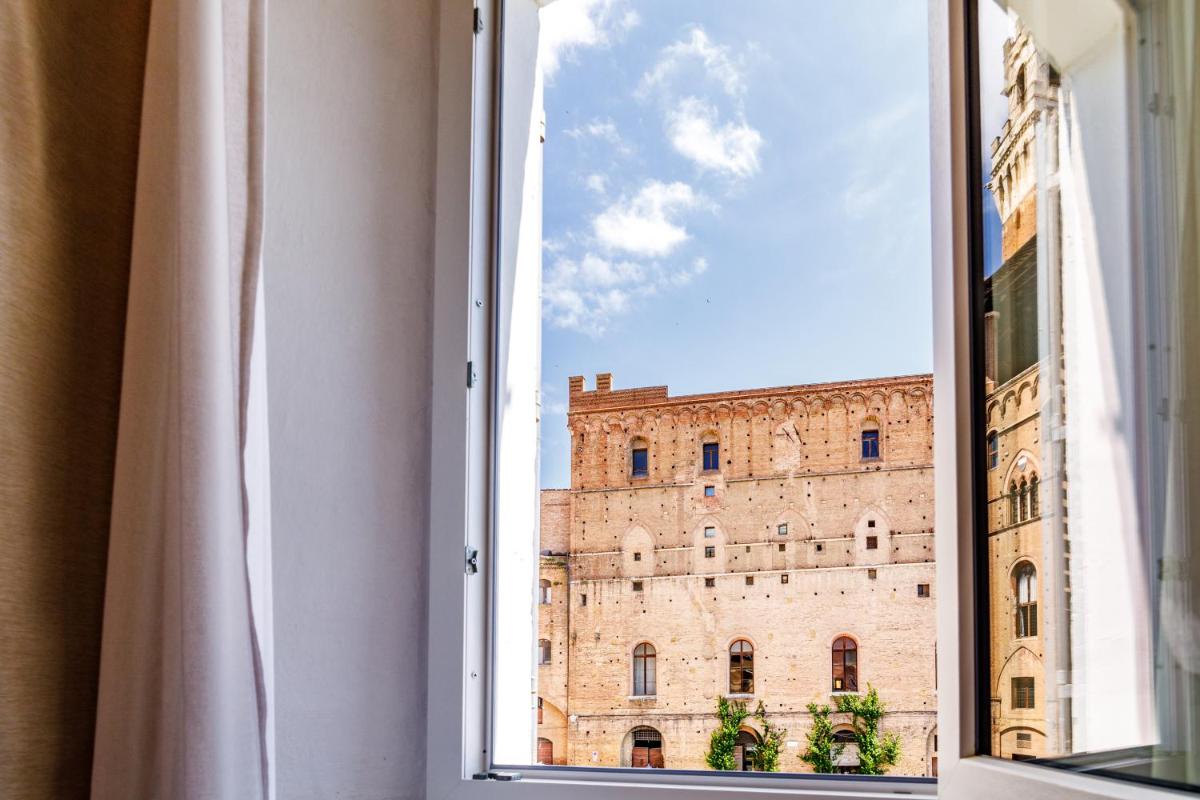 Charme Centro Storico - Housity