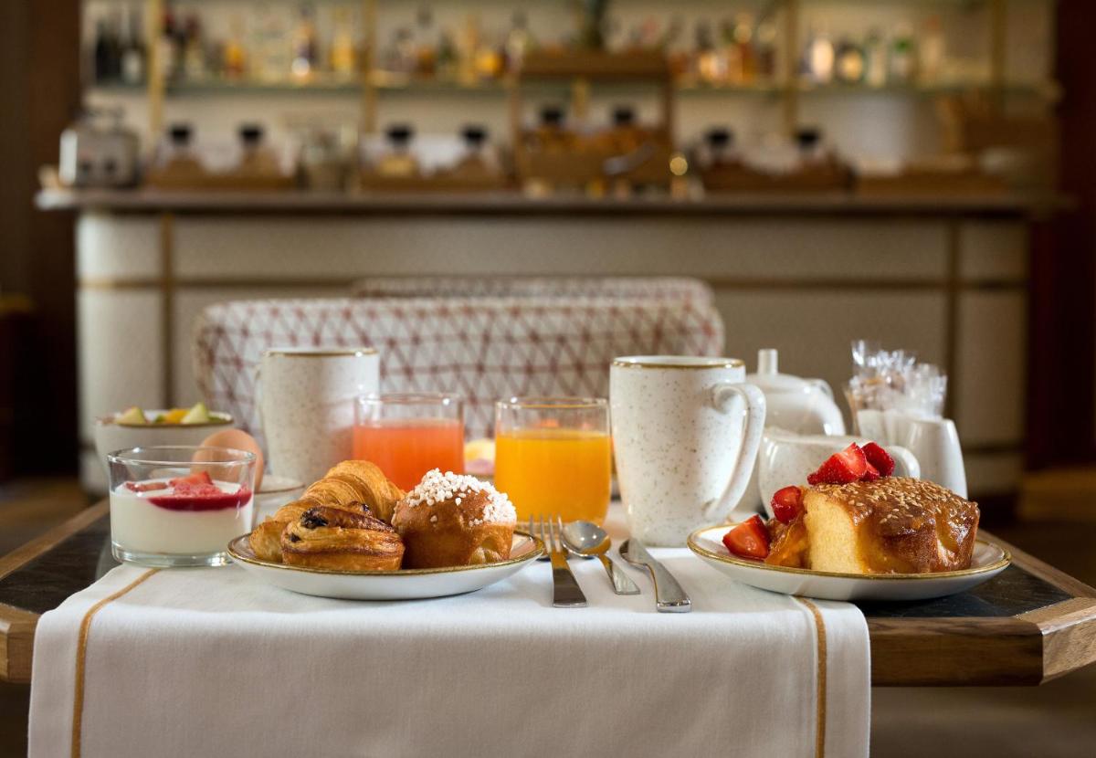 Nourriture dans l'hôtel ou à proximité