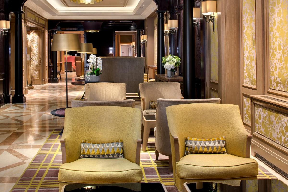 Coin salon dans l'établissement Rochester Champs Elysees
