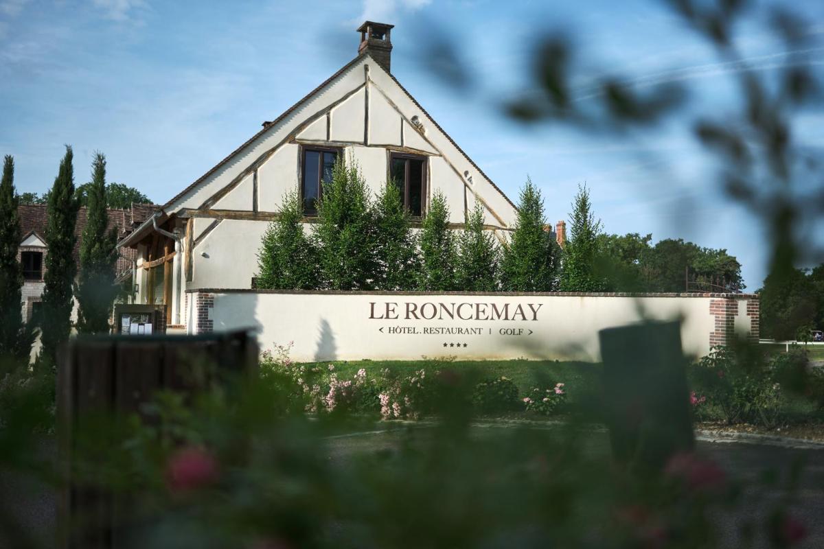 Photo de la galerie de l'établissement Domaine Du Roncemay - Hôtel, Restaurants, Spa & Golf, à Aillant-sur-Tholon