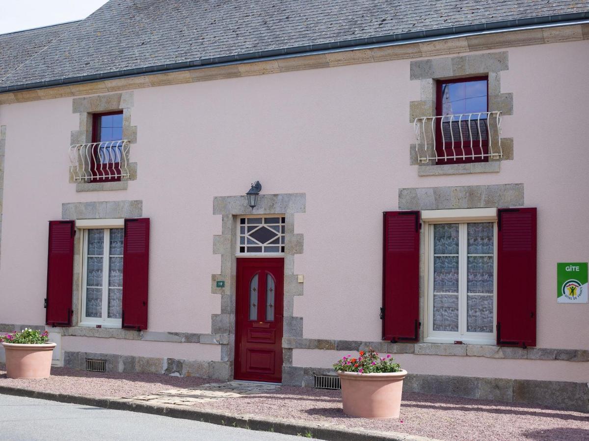Charmante fermette rénovée avec cour privée, proche de Paris et facile d'accès par autoroutes - FR-1-590-17 - Housity