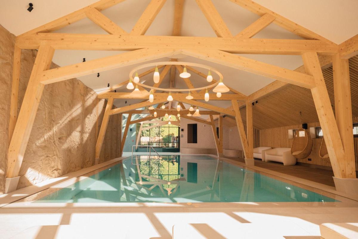 Piscine de l'établissement Lykke Hôtel & Spa Chamonix - ex Mercure ou située à proximité