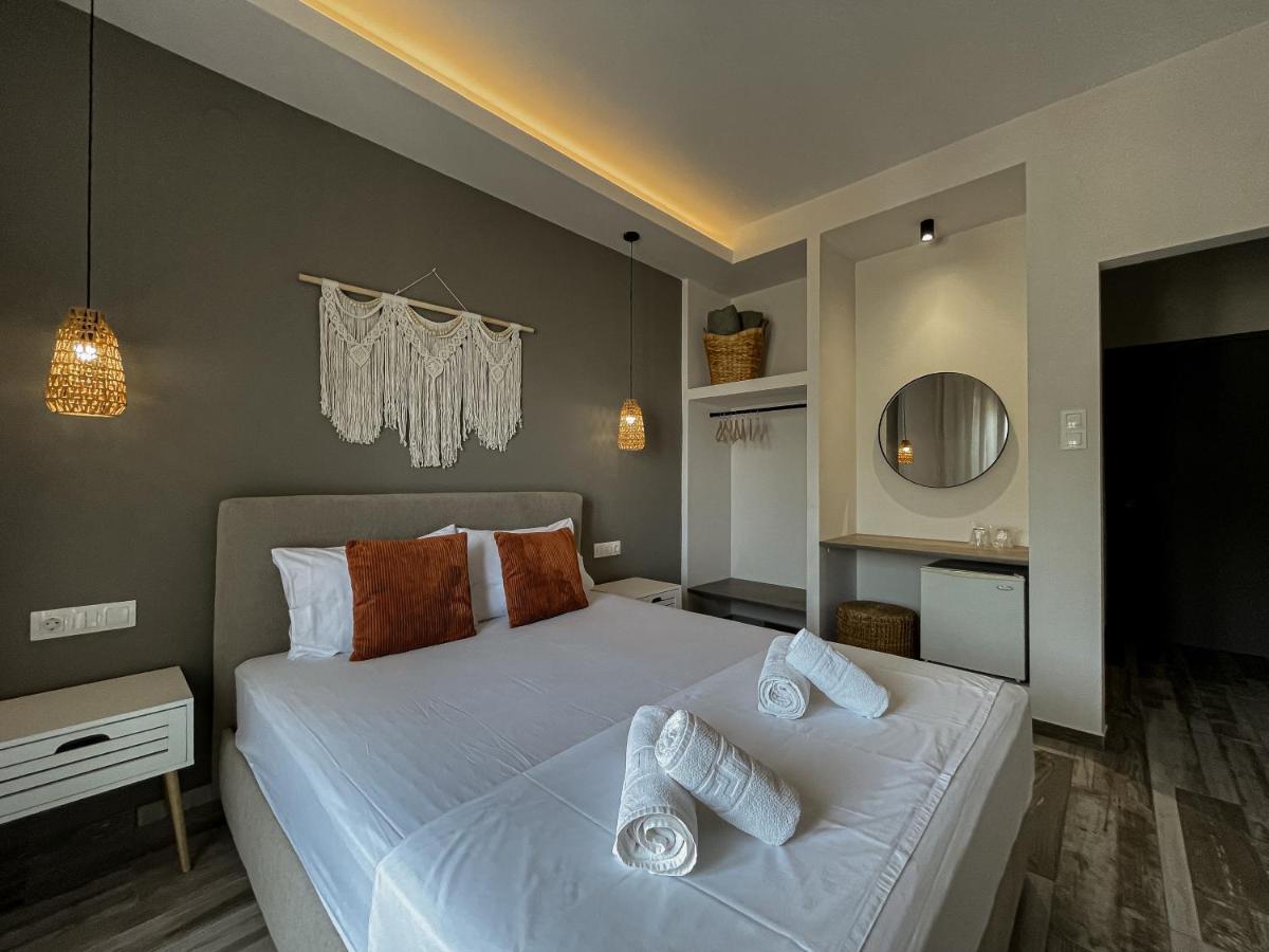 Hotel Eleni - Housity