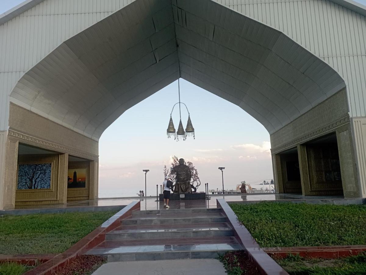 Dastan - Housity