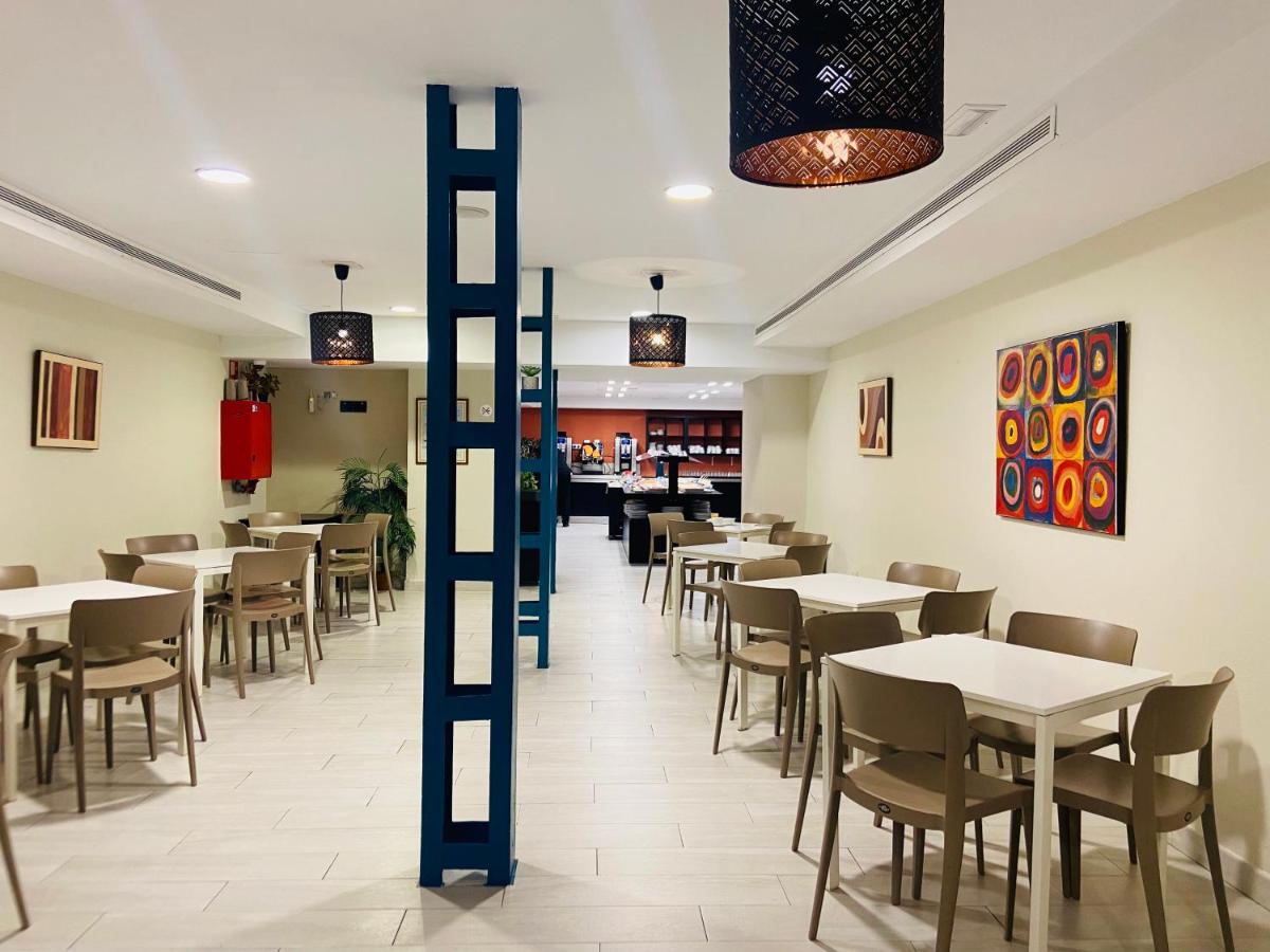 Hotel Los Jazmines - Hizvo