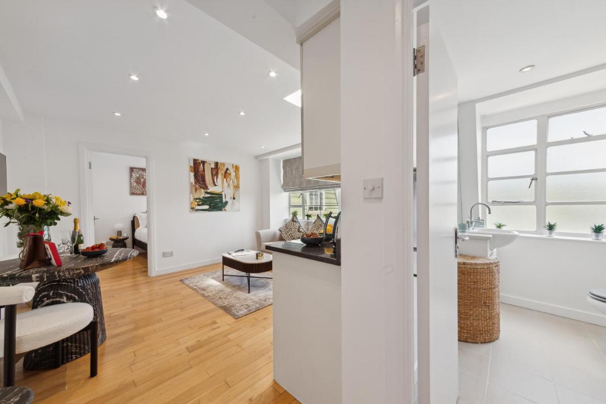 Nell Gwynn Chelsea Accommodation - Housity