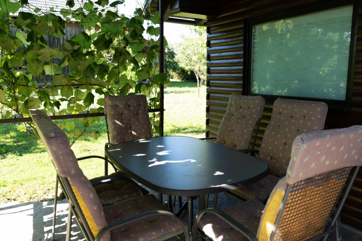 Apartma ob Kolpi Križan - Housity