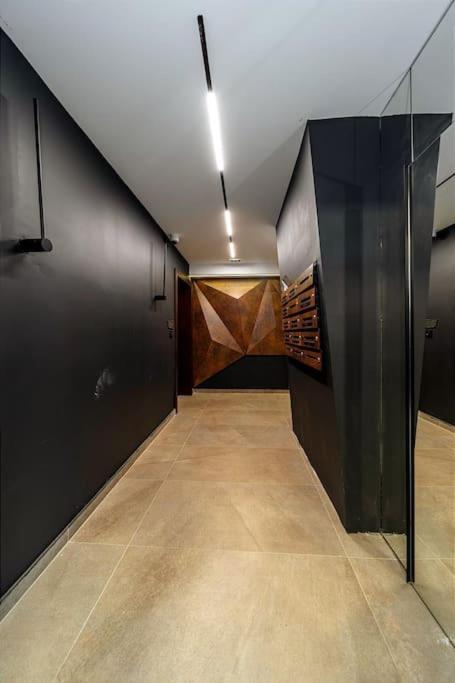 Dark Nest 2 Belgrade Apartments - Housity