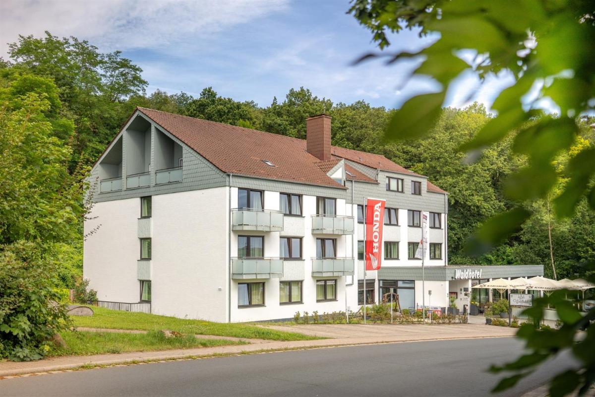 Waldhotel Eisenberg - Housity