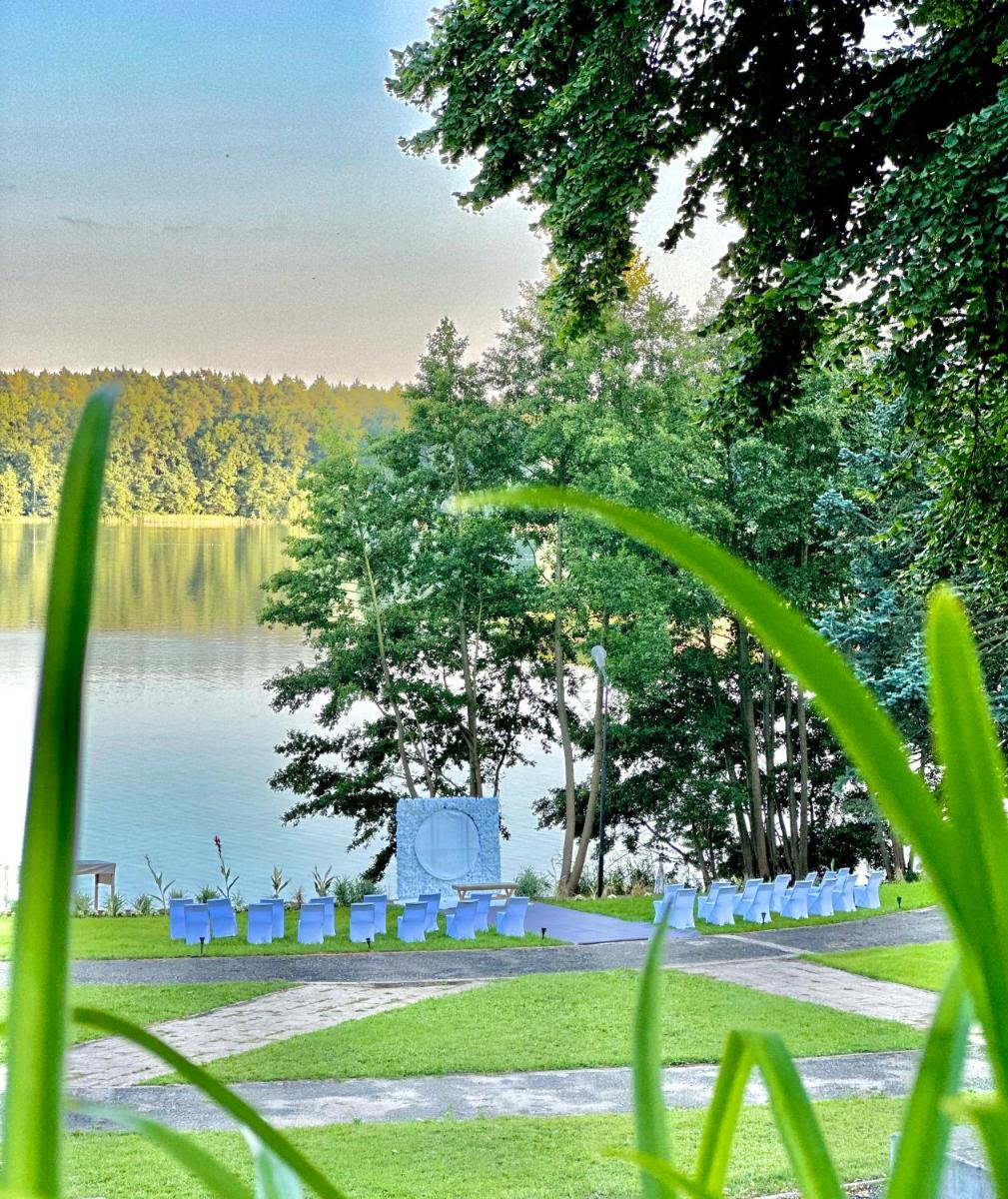 GREEN ISLAND - Housity