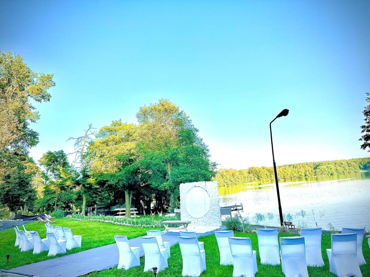 GREEN ISLAND - Housity