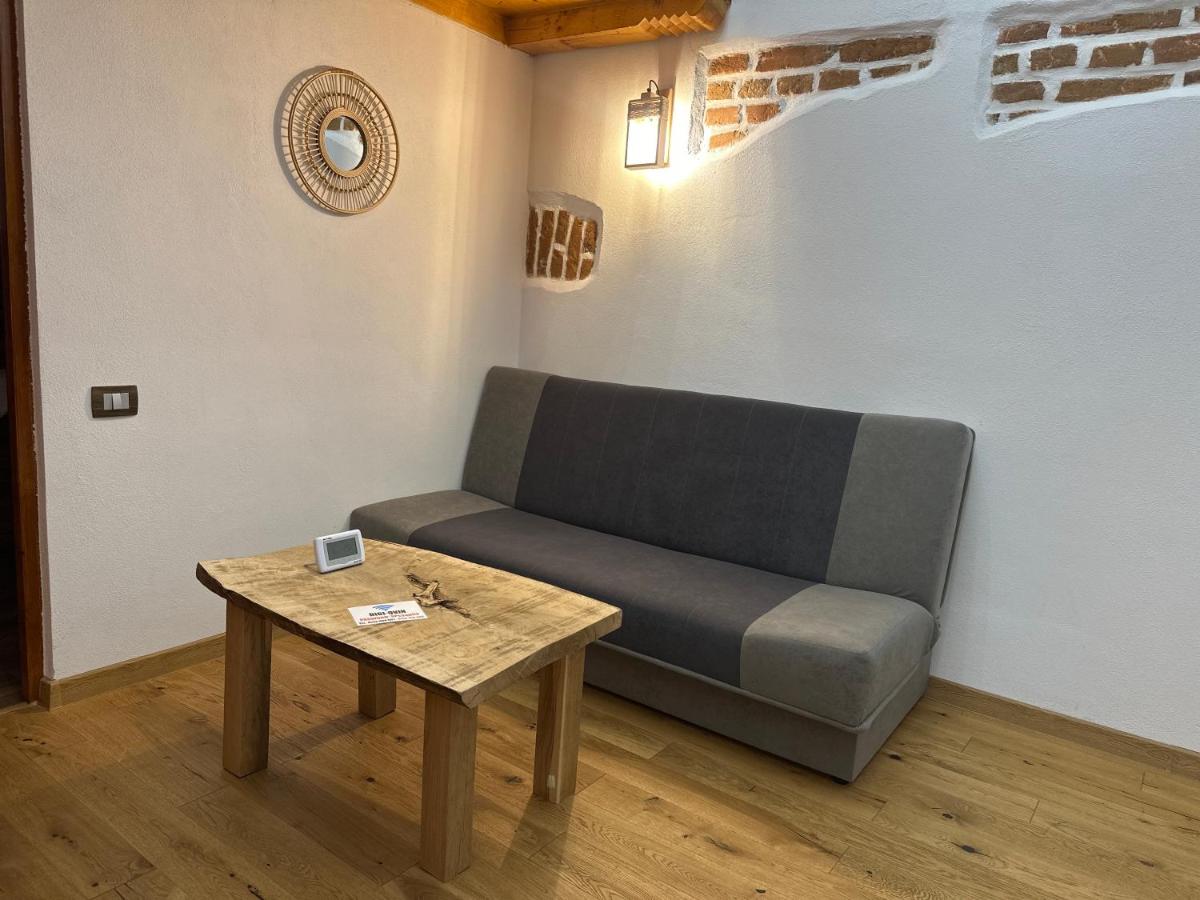 Casa de Lemn Arpasu de jos - Housity