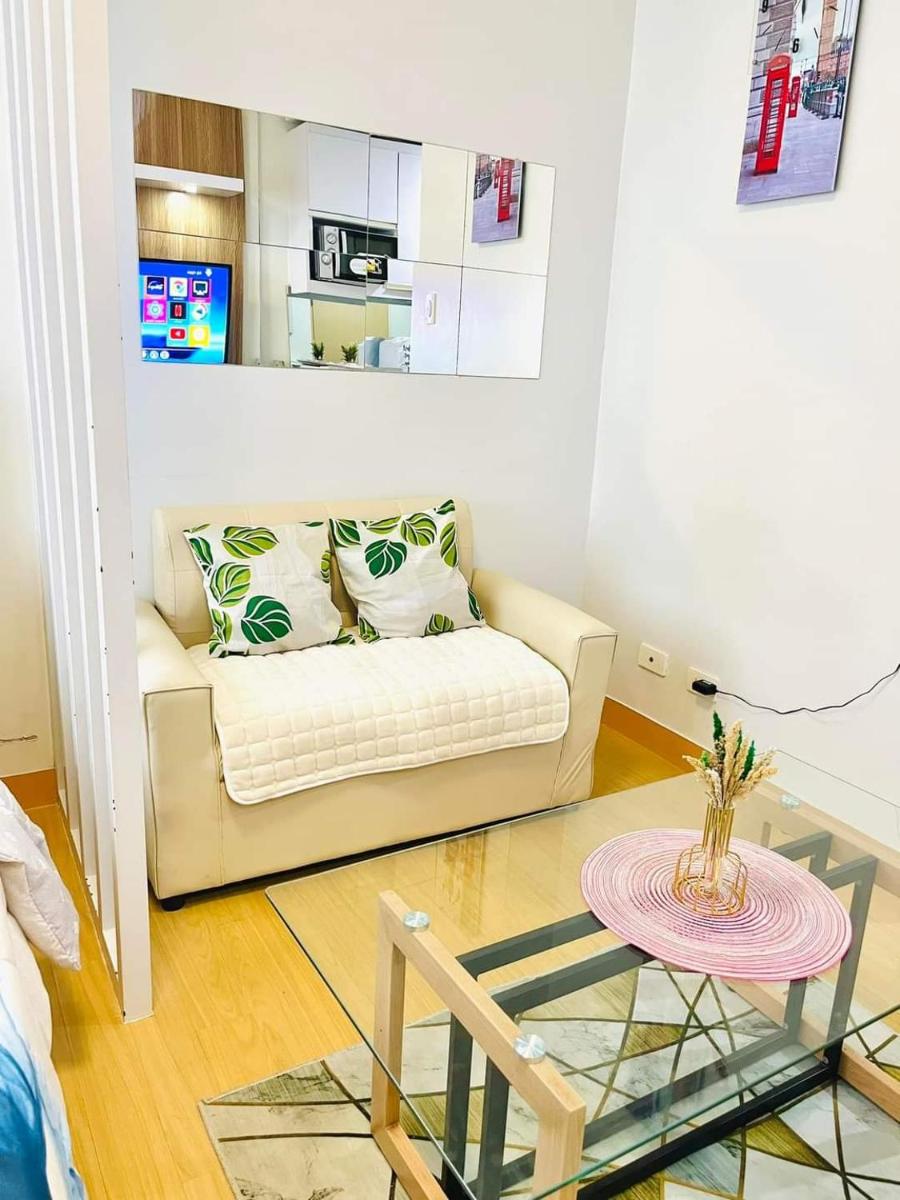 Suitetrails - W&I SUITES SMDC TREES Residences staycation