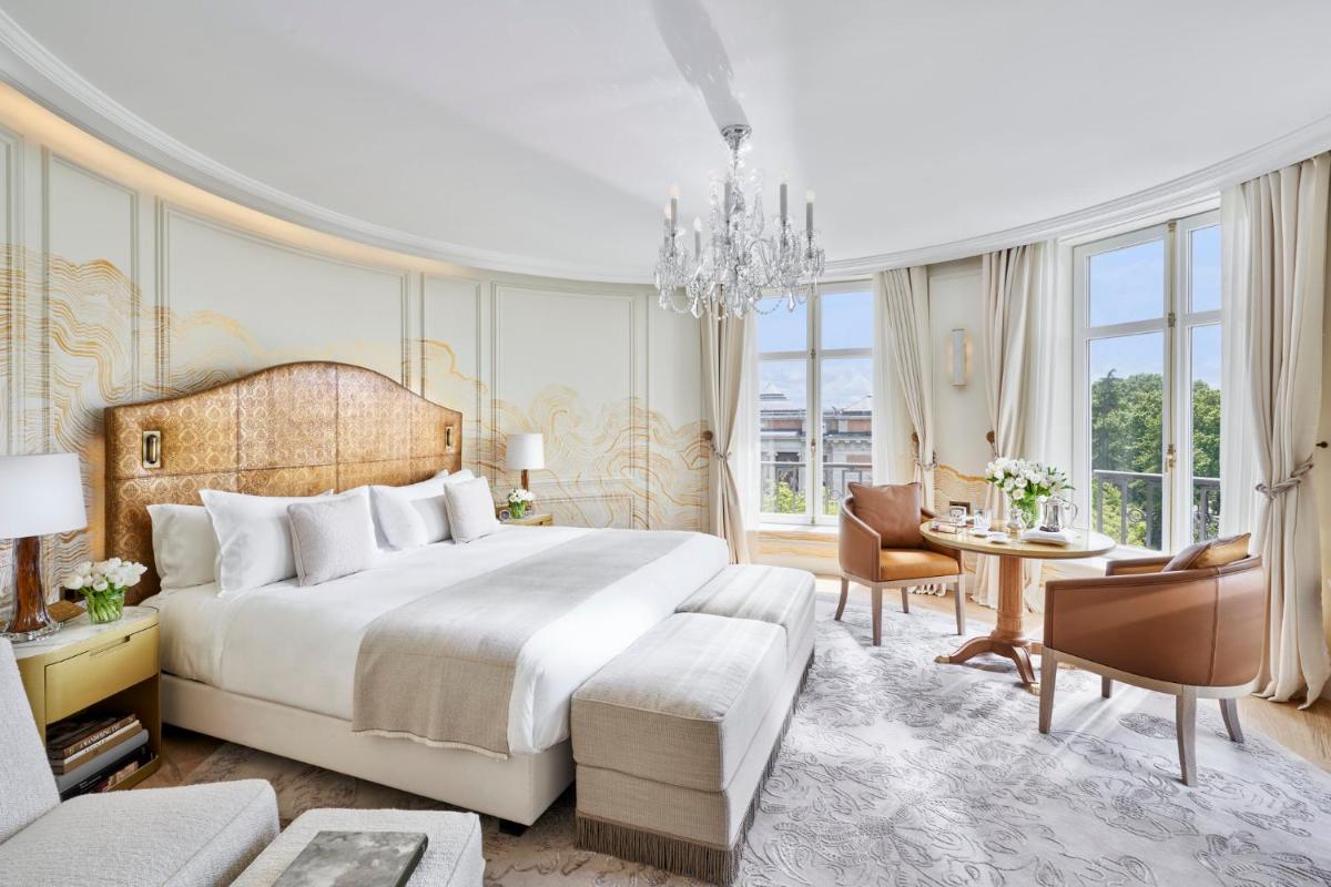 Cama o camas de una habitación en Mandarin Oriental Ritz, Madrid