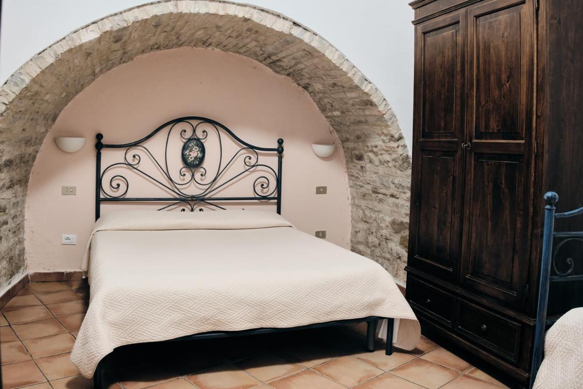 Le Copertelle Bed & Breakfast - Housity