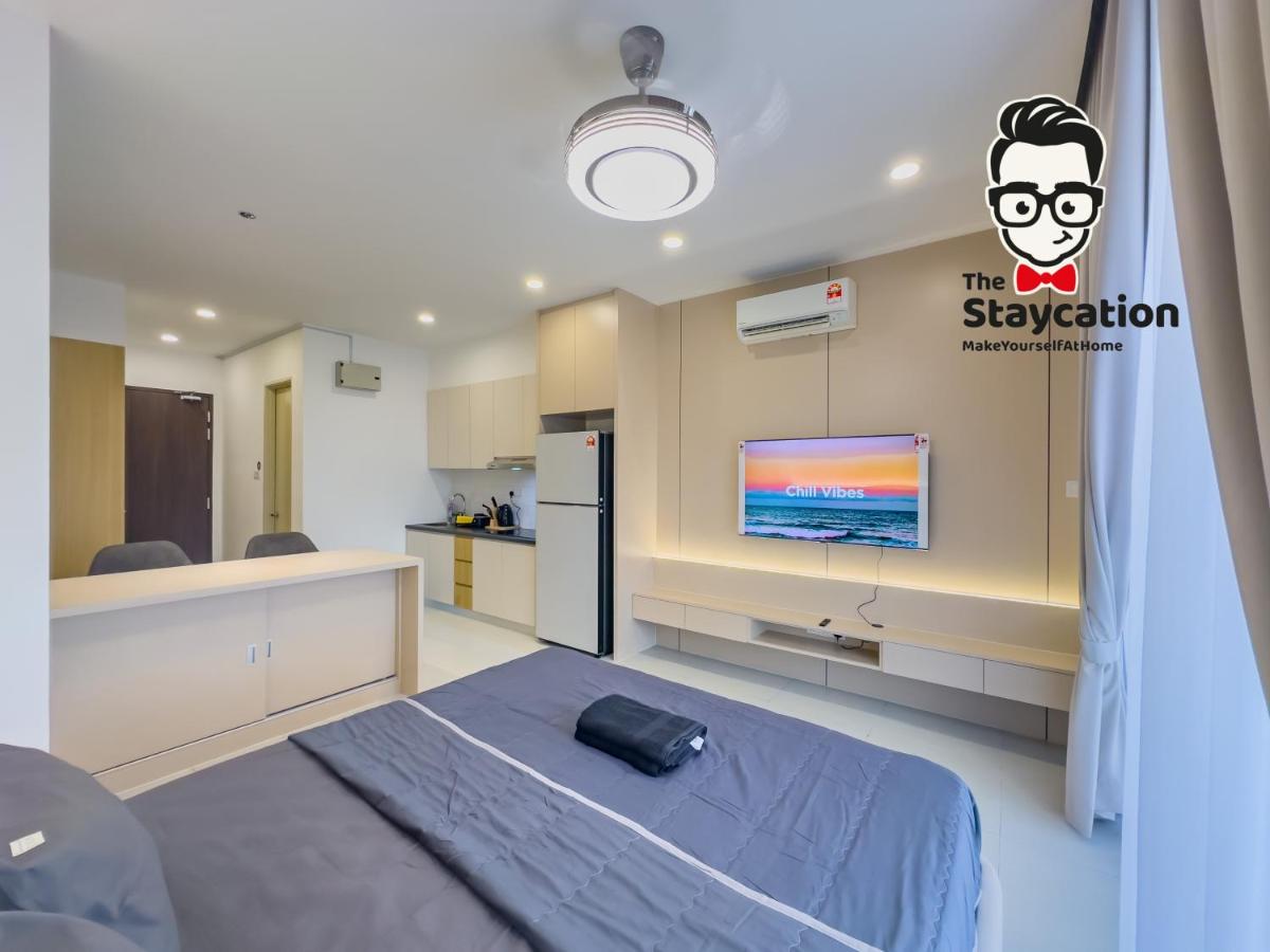 Staycation Homestay 57 Podium Apartments Deluxe Studio - Hizvo