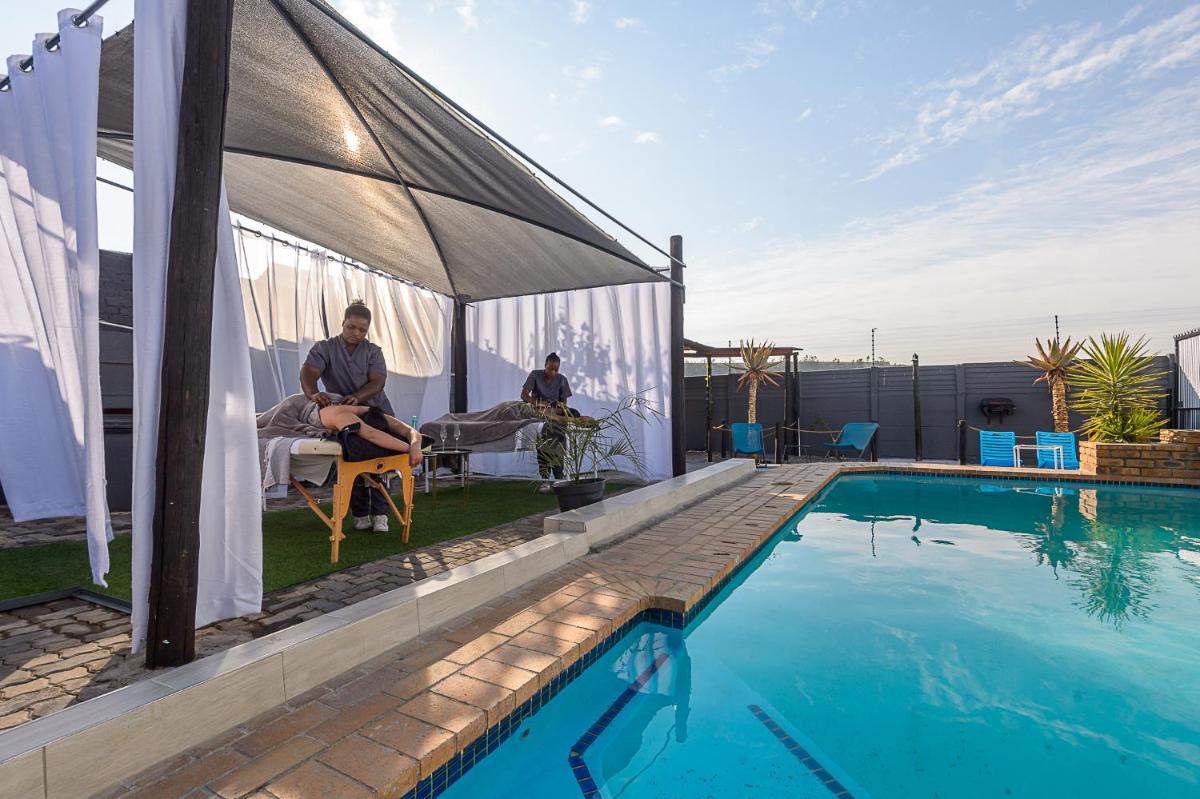 Suitetrails - 7 Palms Lodge