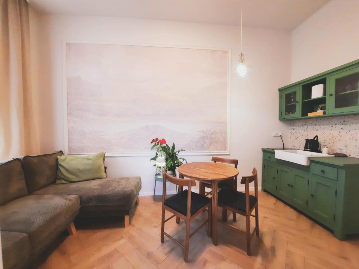 Guest House 1568 - Housity