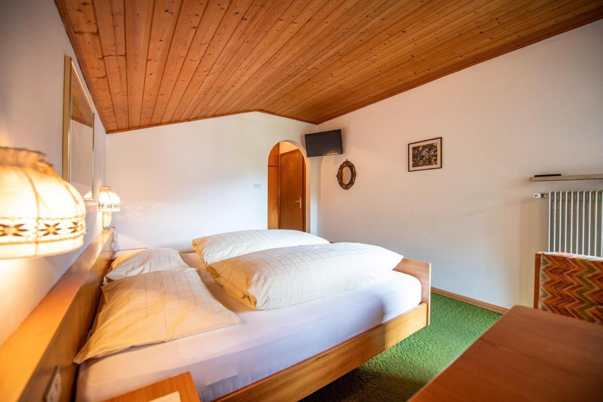 Alara Rooms - Housity