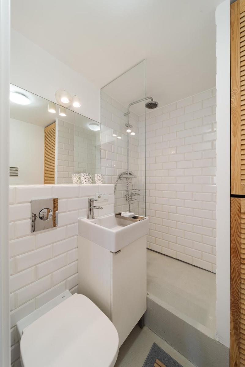 Wiejska 20 by Homeprime - Housity