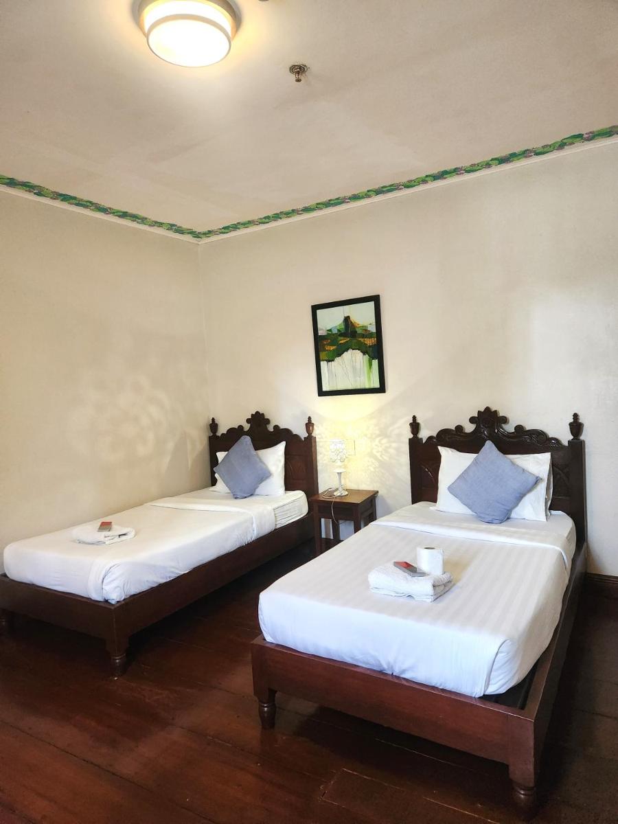 NSCC Hotel Vigan - Housity