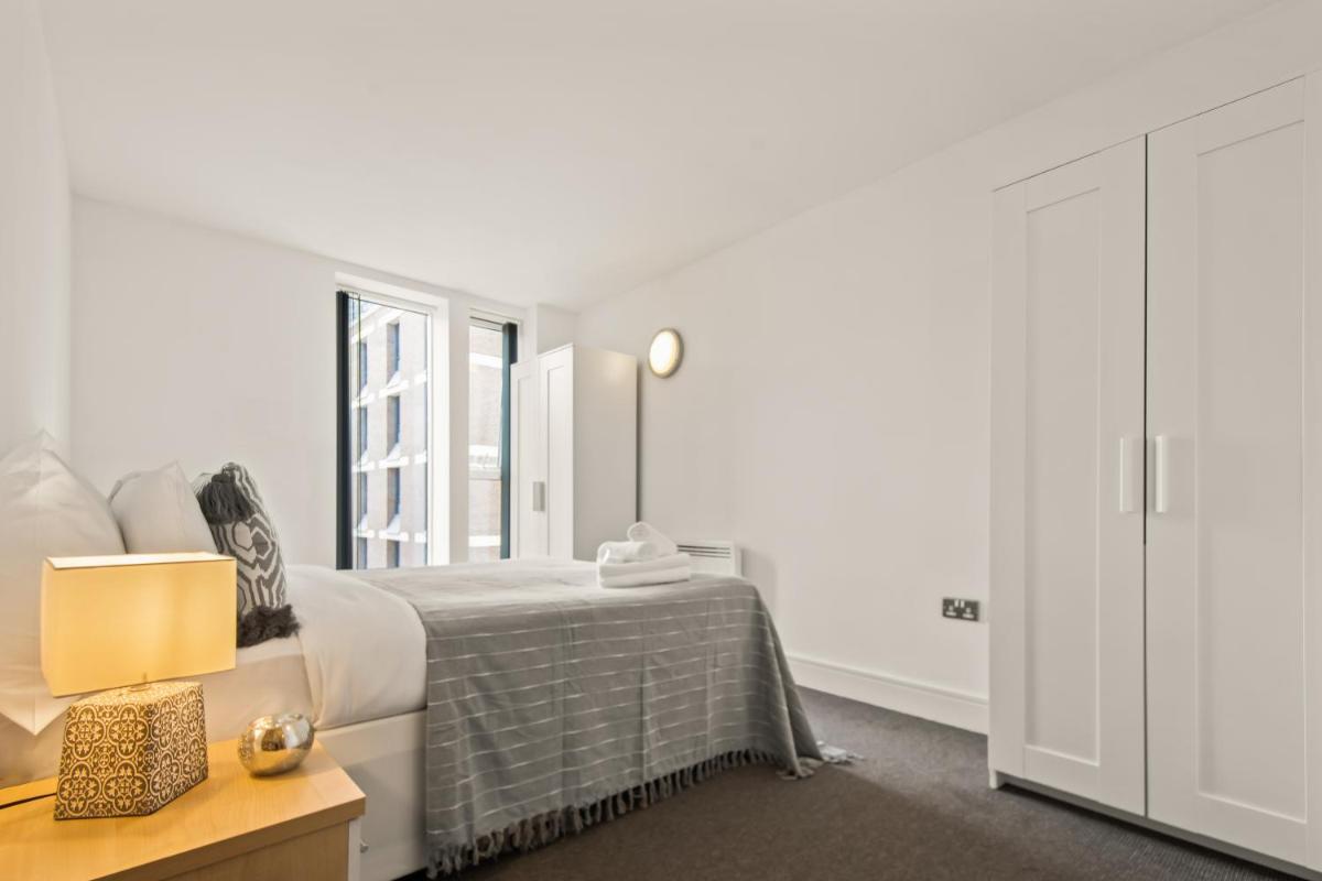 MySquare One Bed Apartment in Waterloo near Southwark - Housity