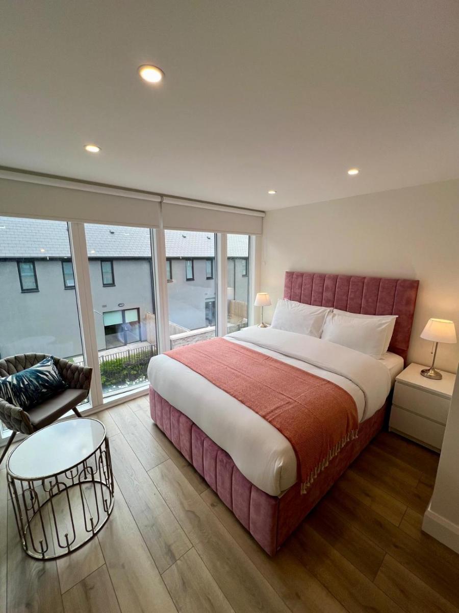 IFSC Townhouse Apartments - Housity