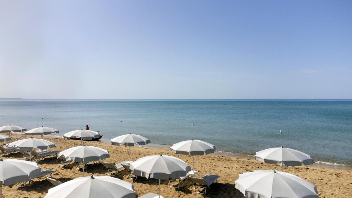 Mangia's Selinunte Resort - Housity