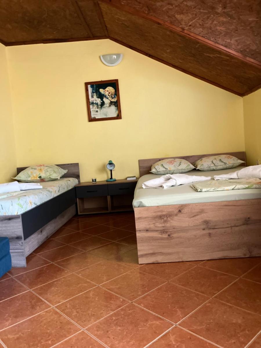 Guest Rooms Kotvаta - Housity